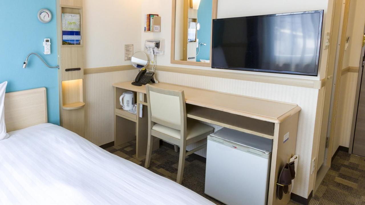 Toyoko Inn Matsumoto Eki Higashi Guchi Exterior foto